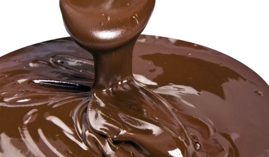 Az elronthatatlan csodaszépen csillogó csokimáz receptje